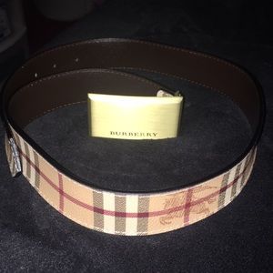 Men’s Burberry Haymarket Barnsfield belt